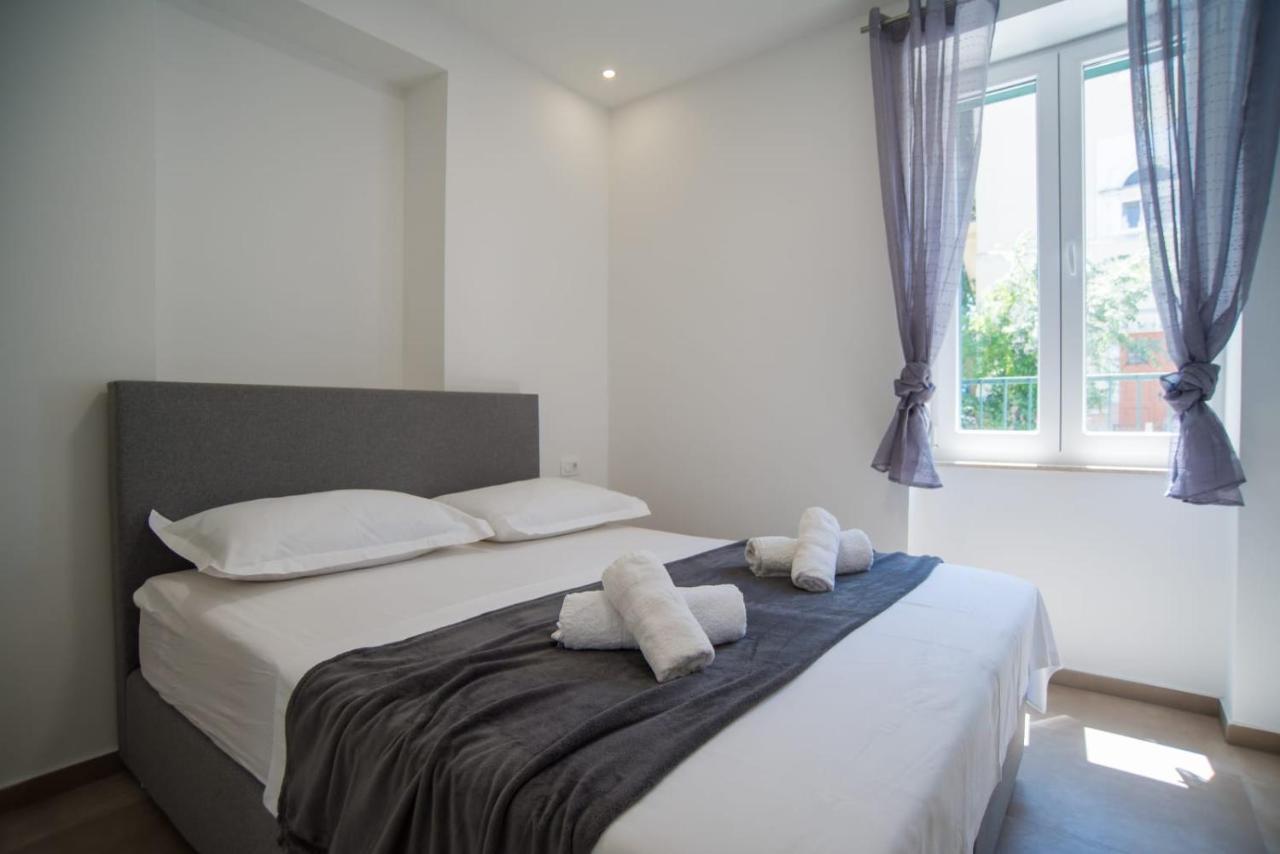 Ita&Toni Apartment สปลิท ภายนอก รูปภาพ